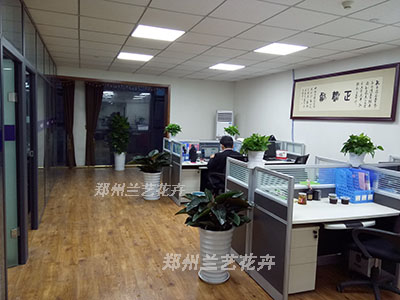 办公室案例.jpg