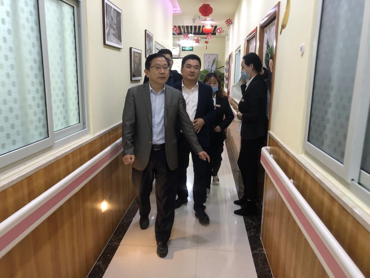 图片20.jpg 图片20.jpg