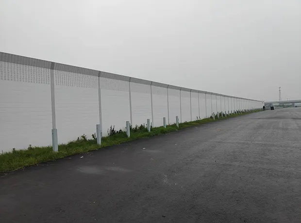 3.5米PVC声屏障.jpg
